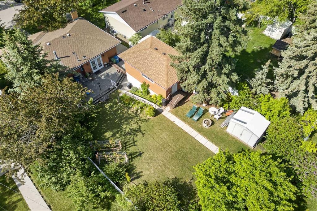 740 Hunterston Crescent Nw, Calgary, AB
