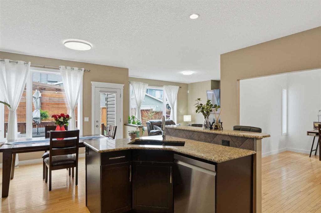 44 Westridge Crescent, Okotoks, AB - Indoor Photo Showing Other Room