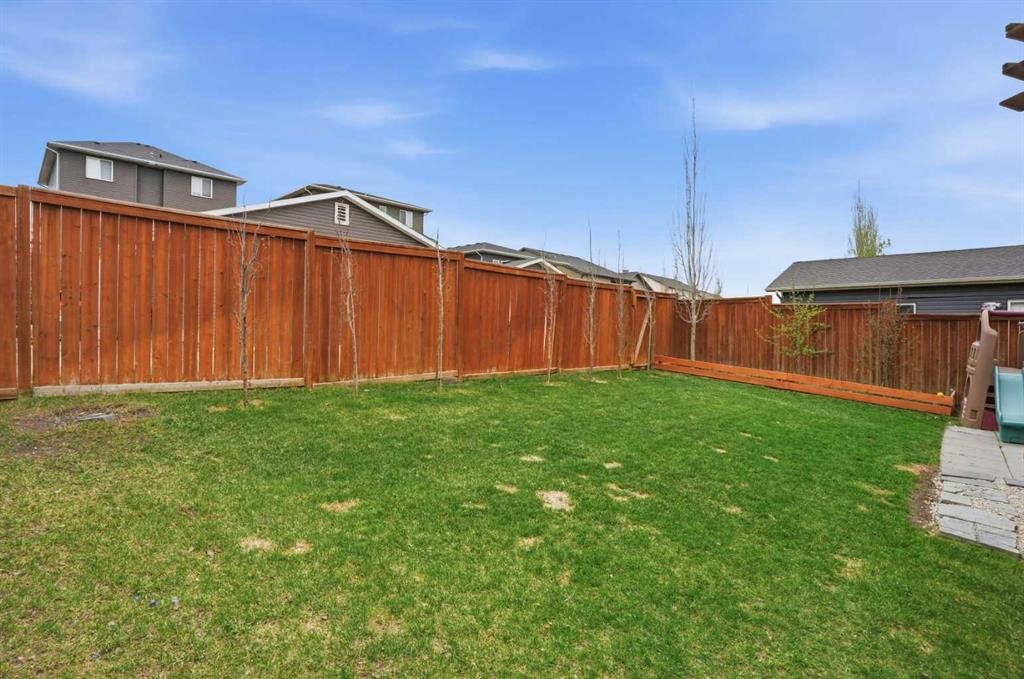 44 Westridge Crescent, Okotoks, AB - Outdoor