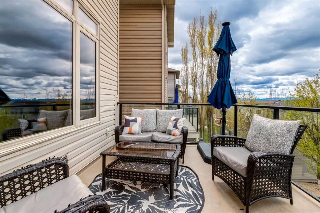 7 Sunset Way, Cochrane, AB - Outdoor With Deck Patio Veranda With Exterior