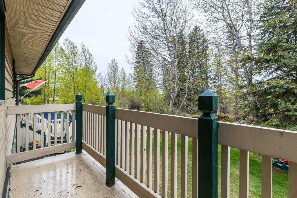 146 Cougar Point Road, Canmore, AB - Outdoor With Exterior