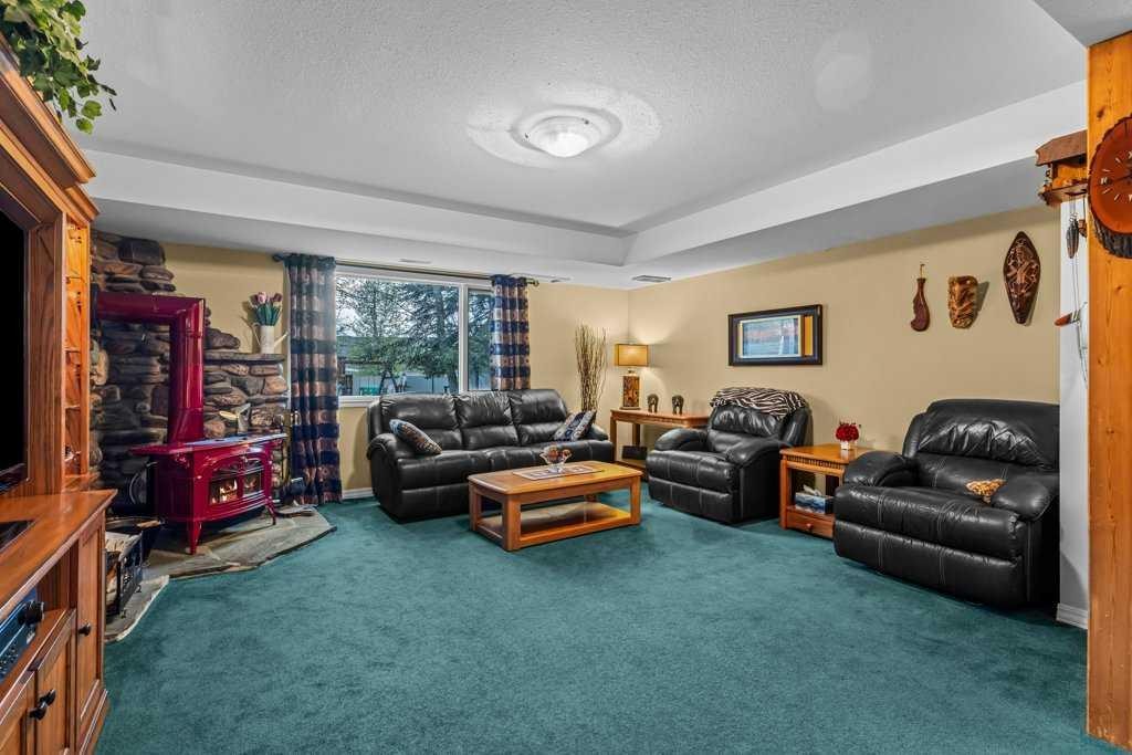 146 Cougar Point Road, Canmore, AB - Indoor