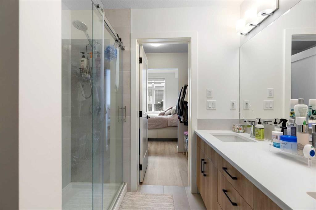 6103-200 Seton Circle Se, Calgary, AB - Indoor Photo Showing Bathroom
