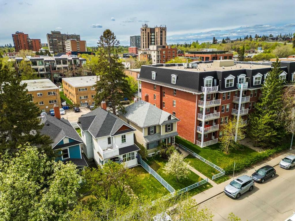 317 21 Avenue Sw, Calgary, AB - Outdoor With View