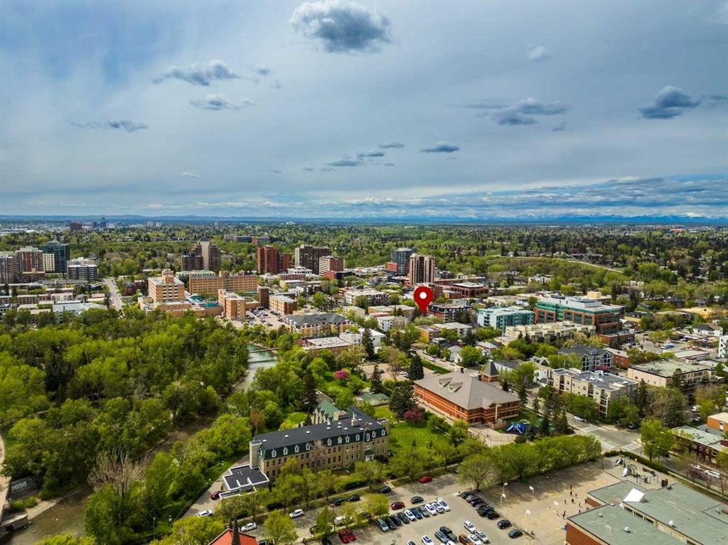 317 21 Avenue Sw, Calgary, AB - Outdoor With View