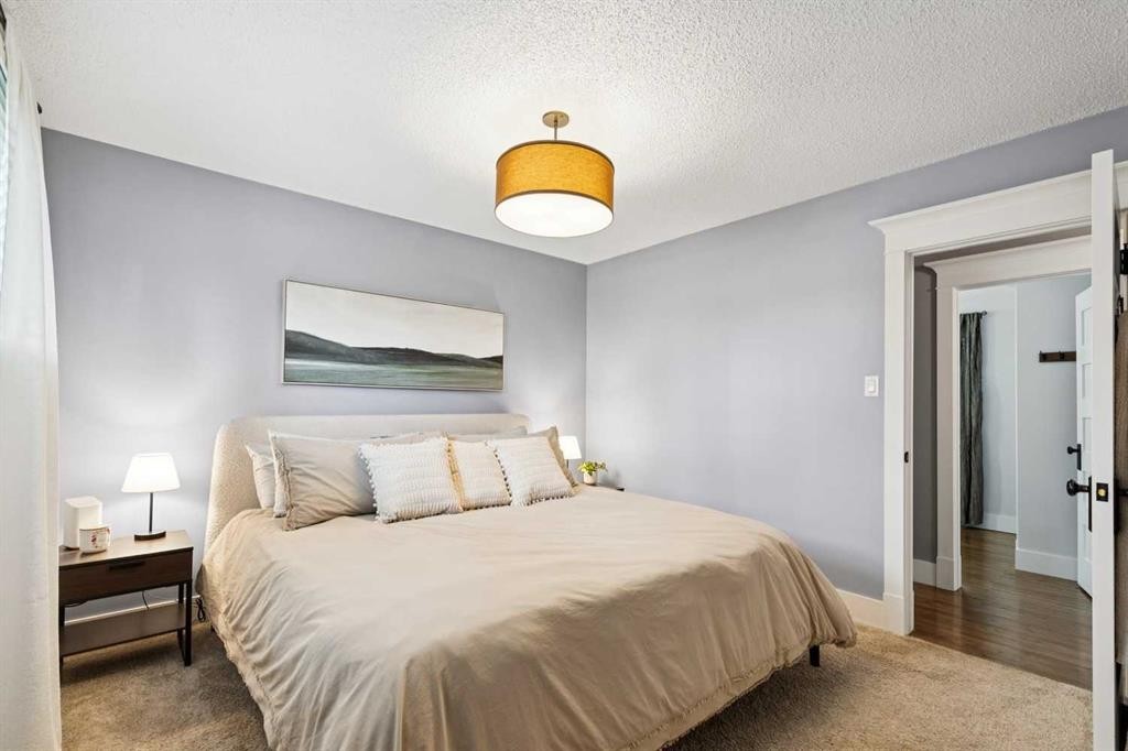 162 Fyffe Road Se, Calgary, AB - Indoor Photo Showing Bedroom