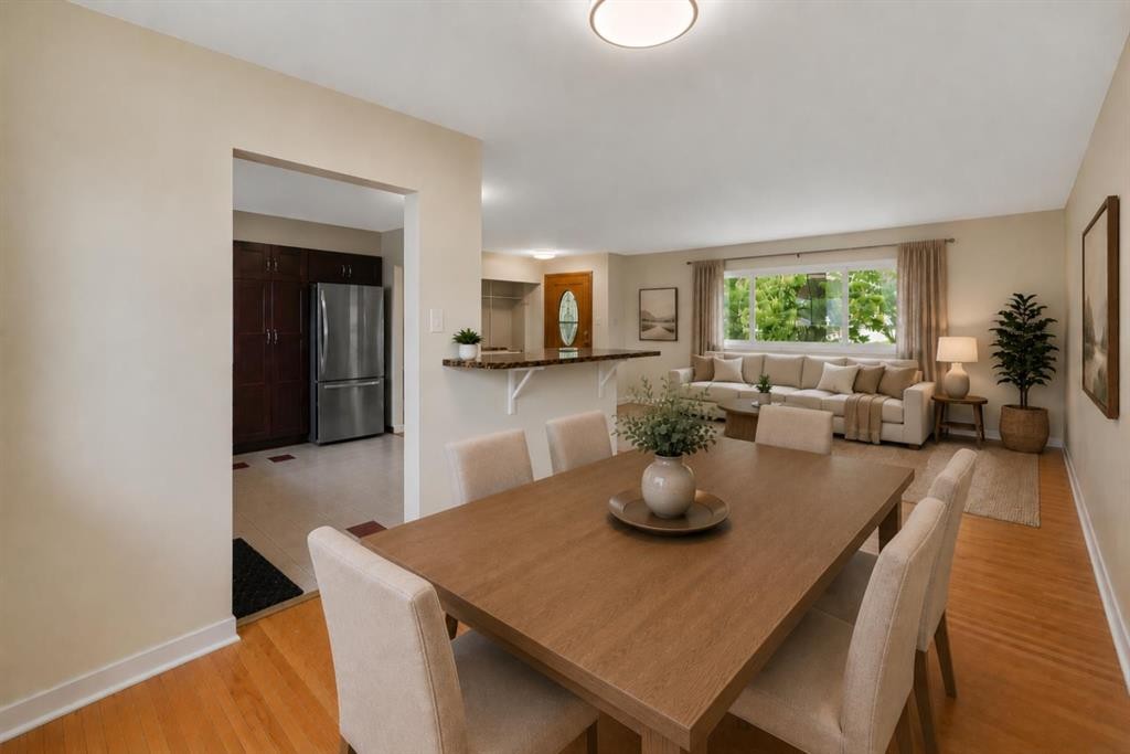 8432 Elbow Drive Sw, Calgary, AB - Indoor Photo Showing Other Room