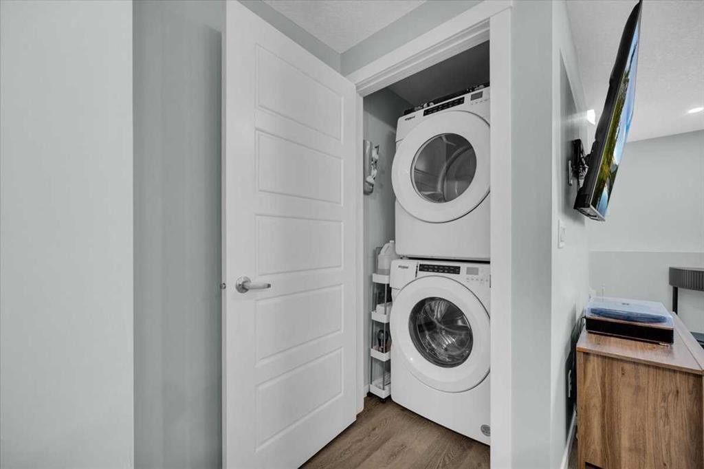 216-474 Seton Circle Se, Calgary, AB - Indoor Photo Showing Laundry Room