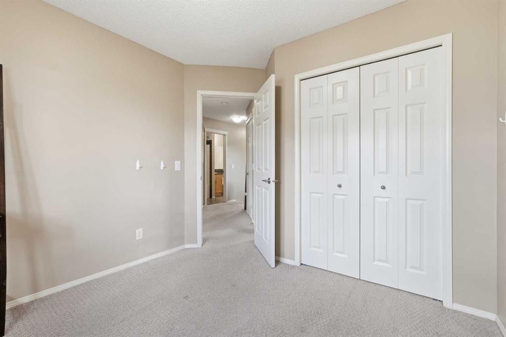 78 Everglen Way Sw, Calgary, AB - Indoor