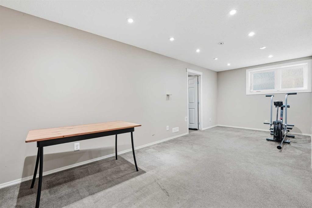 78 Everglen Way Sw, Calgary, AB - Indoor