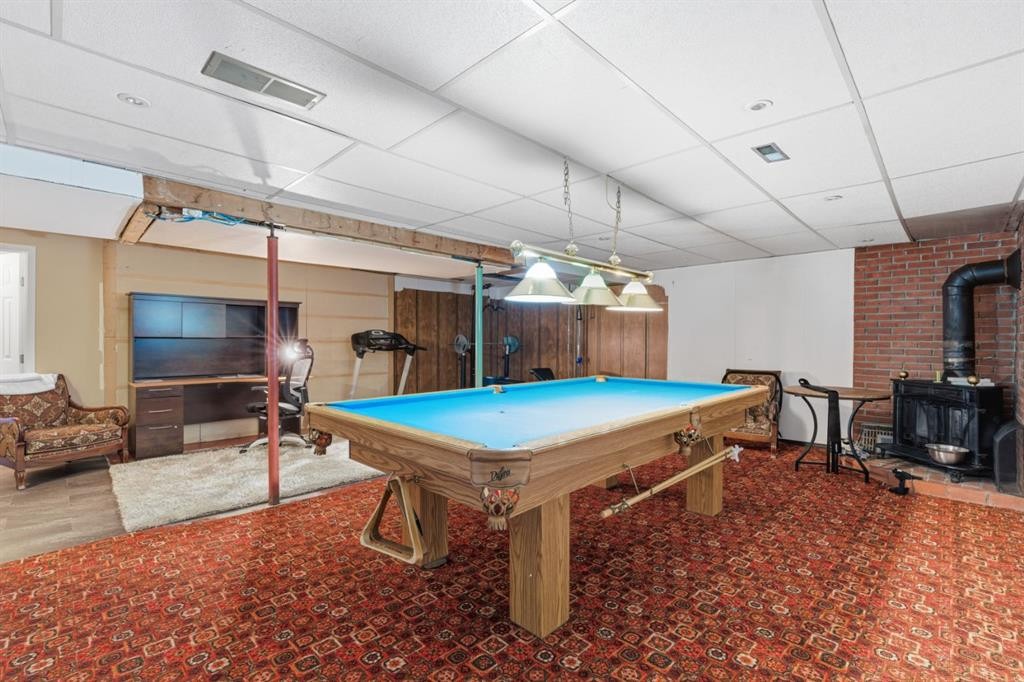 1703 110 Avenue Sw, Calgary, AB - Indoor Photo Showing Other Room