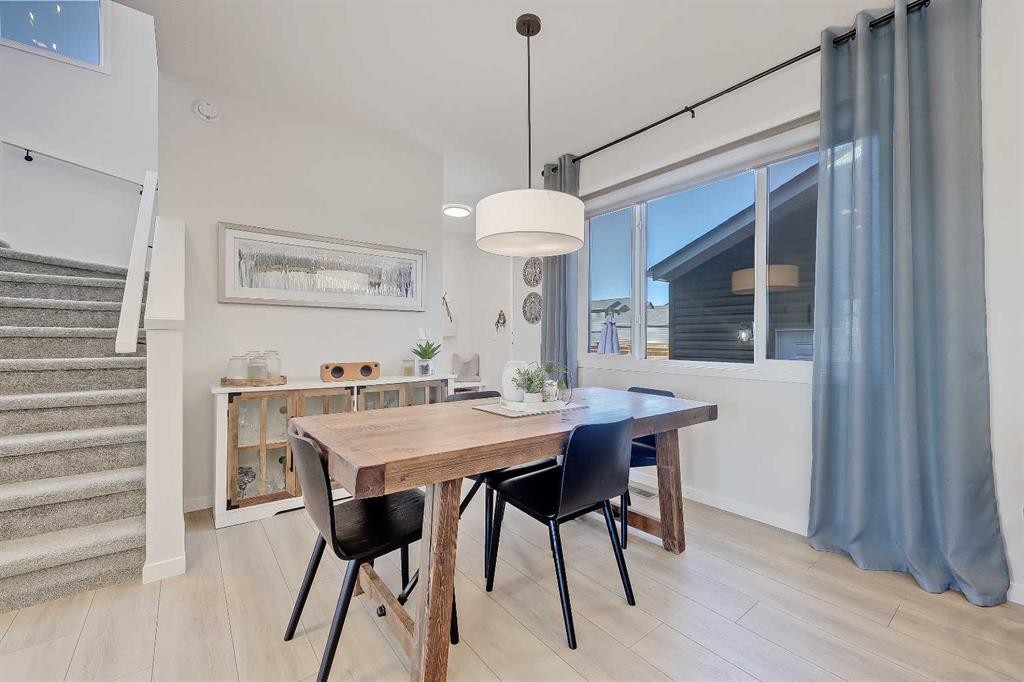 164 Setonstone Manor Se, Calgary, AB - Indoor Photo Showing Dining Room
