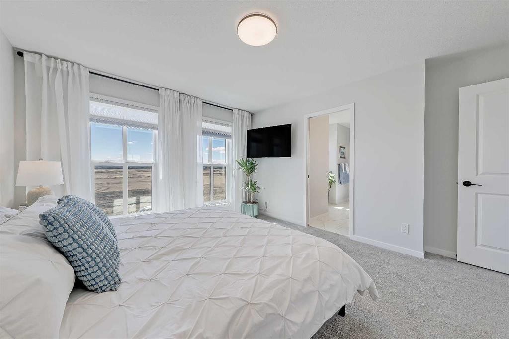 164 Setonstone Manor Se, Calgary, AB - Indoor Photo Showing Bedroom