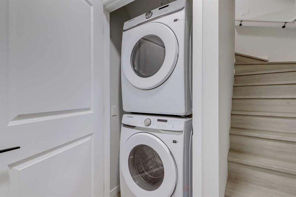 164 Setonstone Manor Se, Calgary, AB - Indoor Photo Showing Laundry Room
