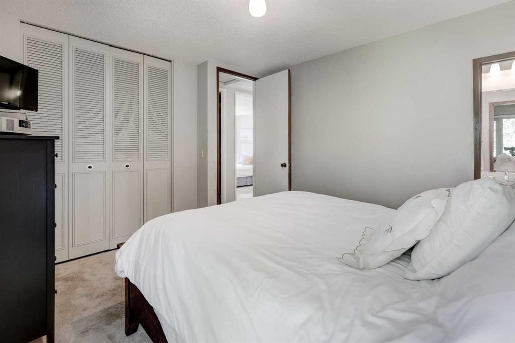36 Edforth Road Nw, Calgary, AB