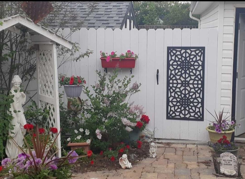 42 Inverness View Se, Calgary, AB - Outdoor