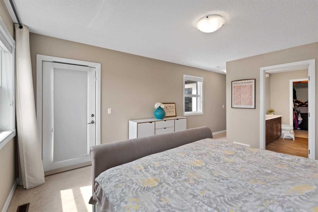 79 Cornerstone Passage Ne, Calgary, AB - Indoor Photo Showing Bedroom