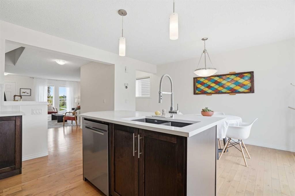 24 Auburn Crest Park Se, Calgary, AB - Indoor Photo Showing Kitchen With Double Sink