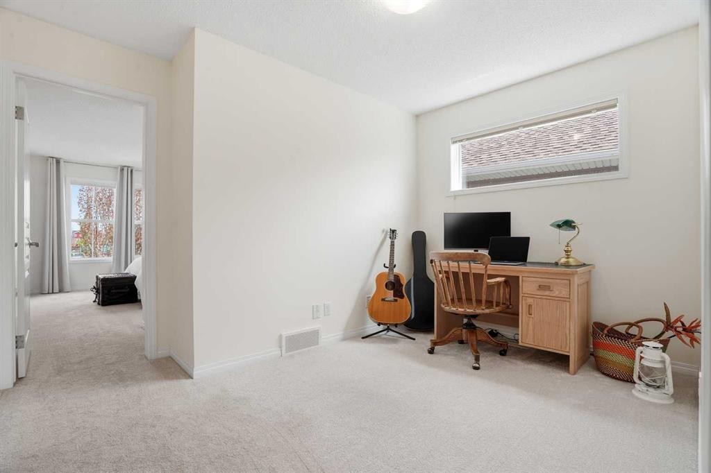 24 Auburn Crest Park Se, Calgary, AB - Indoor Photo Showing Office