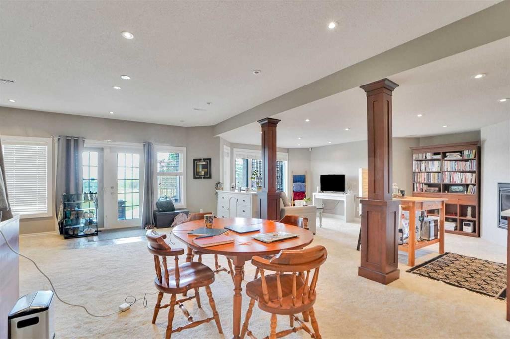 378 Patterson Boulevard Sw, Calgary, AB - Indoor Photo Showing Dining Room