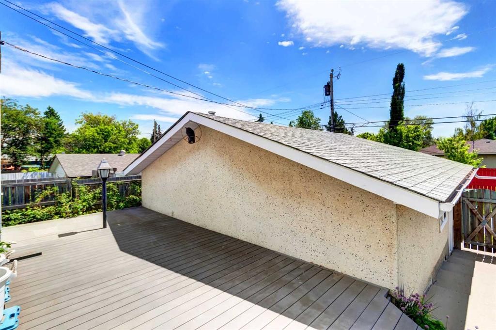 520 Foritana Road Se, Calgary, AB - Outdoor With Deck Patio Veranda With Exterior