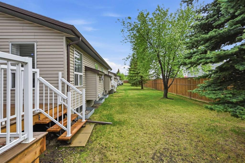 25 Tararidge Circle Ne, Calgary, AB - Outdoor