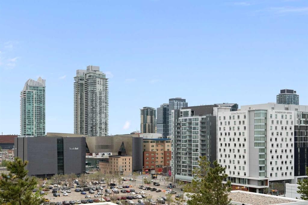 1006-519 Riverfront Avenue Se, Calgary, AB - Outdoor With Facade