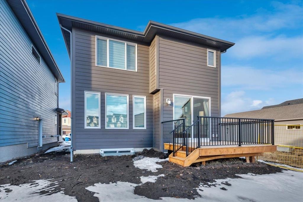77 Versant Point Sw, Calgary, AB - Outdoor With Deck Patio Veranda With Exterior