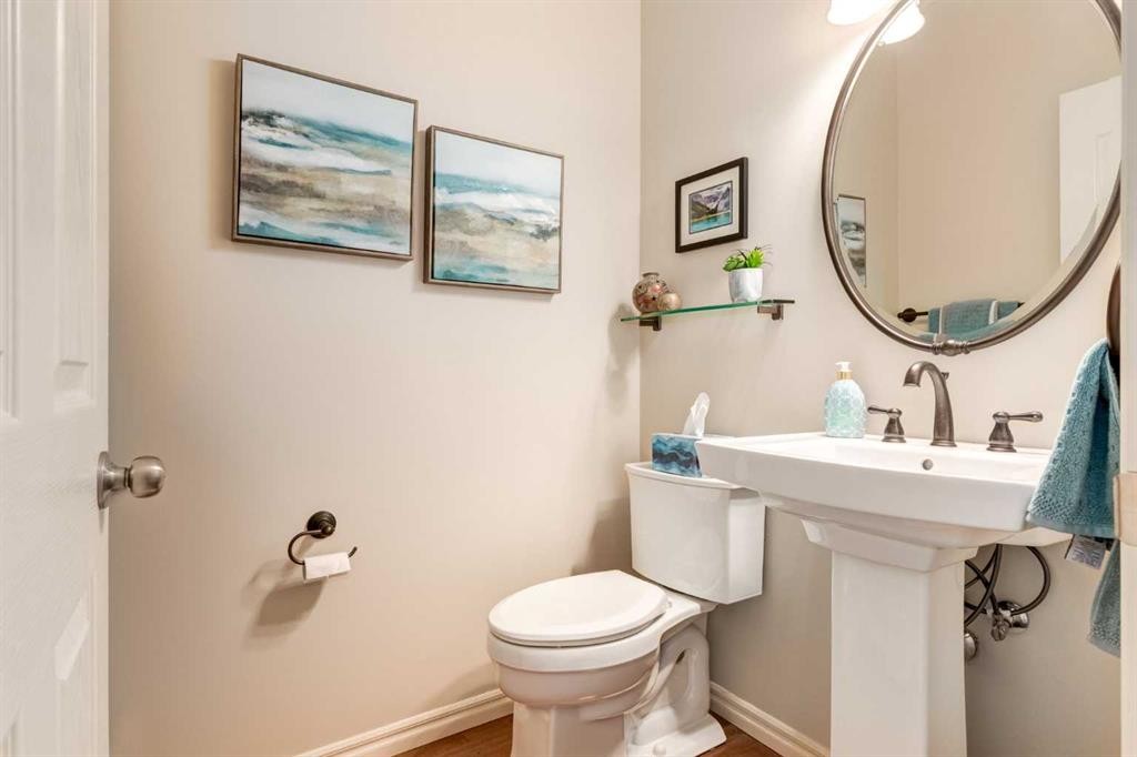 38 Kincora Terrace Nw, Calgary, AB - Indoor Photo Showing Bathroom
