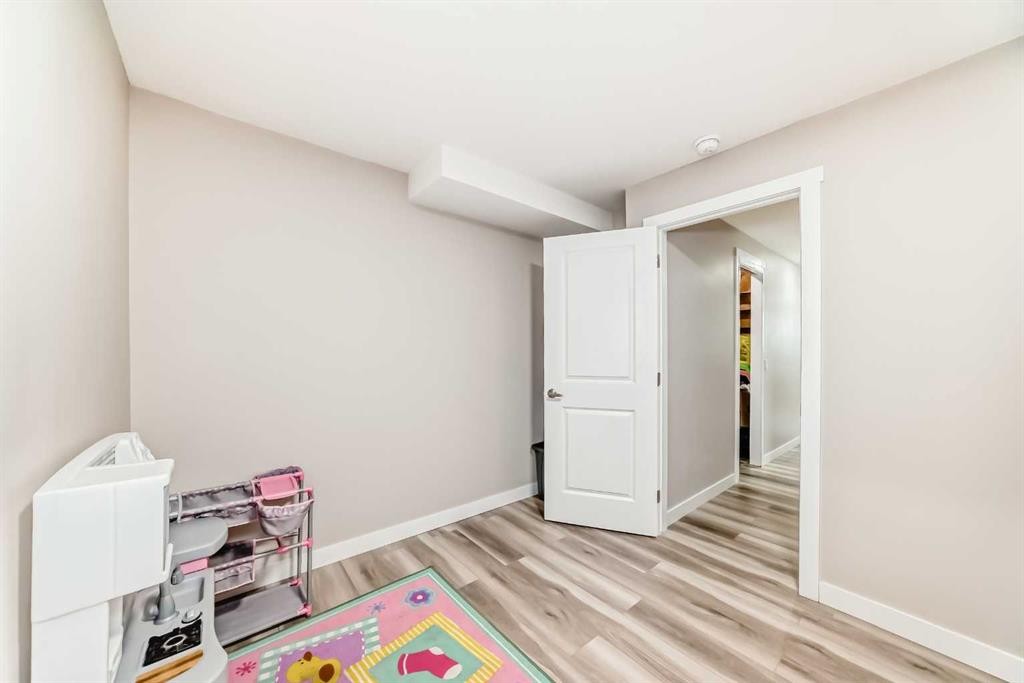 228 Red Embers Way Ne, Calgary, AB - Indoor
