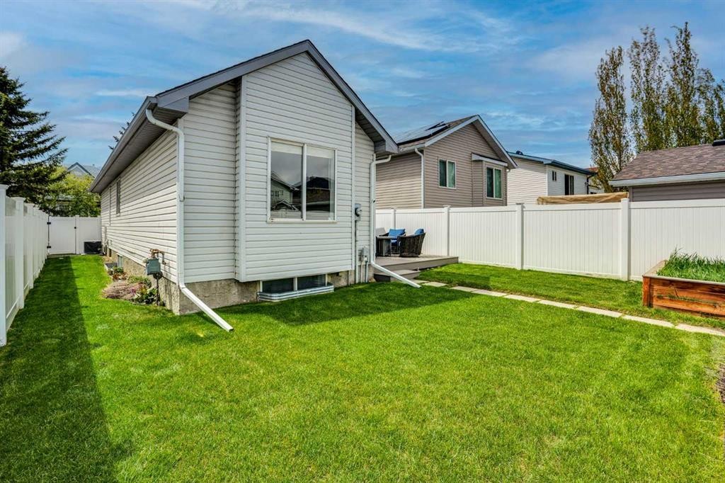 42 Harvest Rose Circle Ne, Calgary, AB - Outdoor