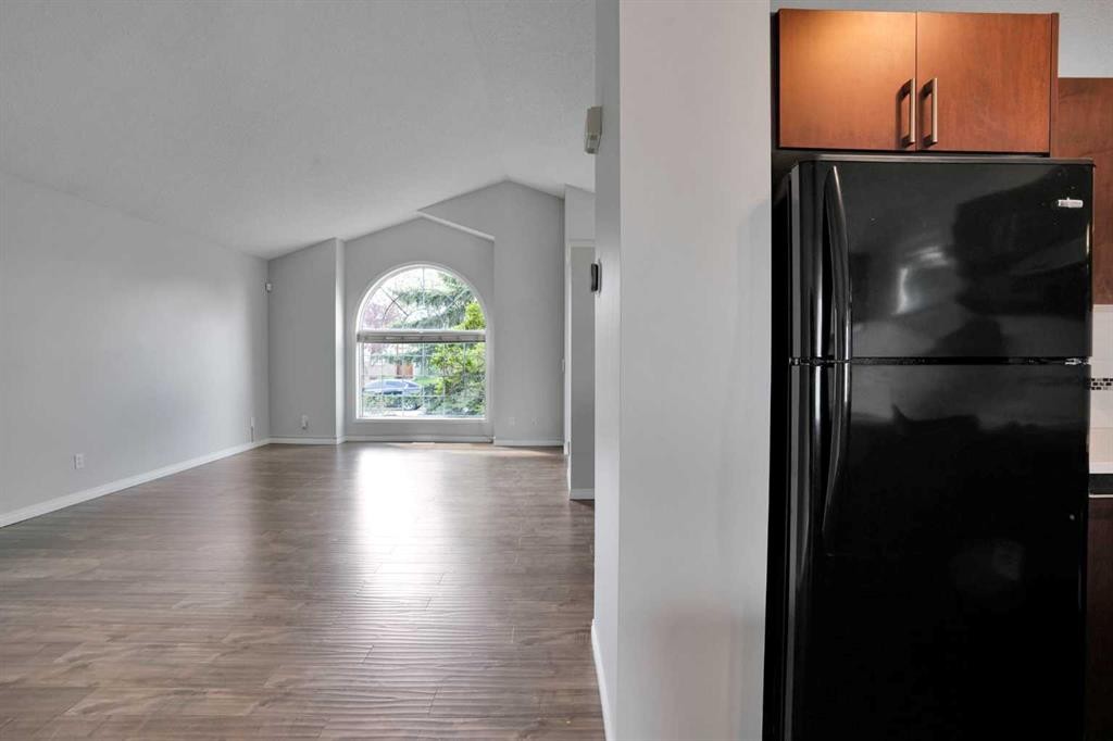 42 Harvest Rose Circle Ne, Calgary, AB - Indoor