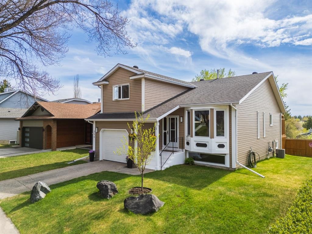 235 Deerview Drive Se, Calgary, AB - Outdoor