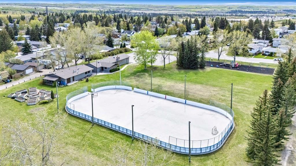 6007 34 Street Sw, Calgary, AB - Outdoor With View