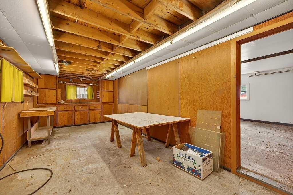 83 Ferncliff Crescent Se, Calgary, AB - Indoor Photo Showing Basement