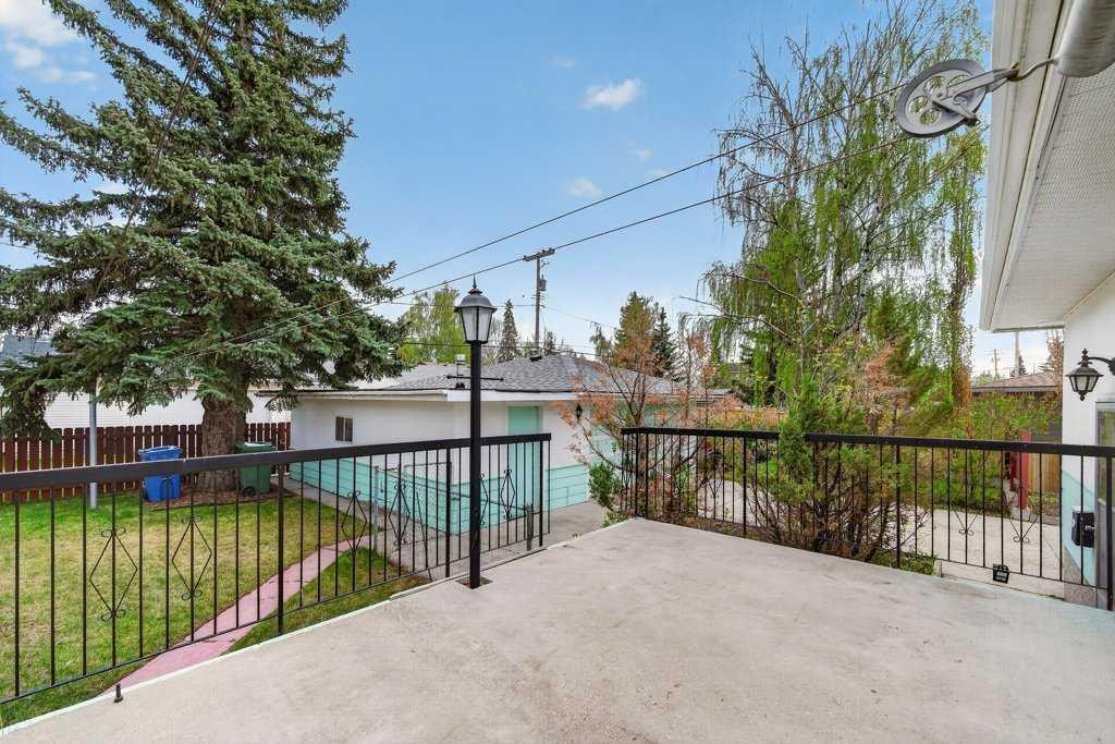 83 Ferncliff Crescent Se, Calgary, AB - Outdoor With Exterior