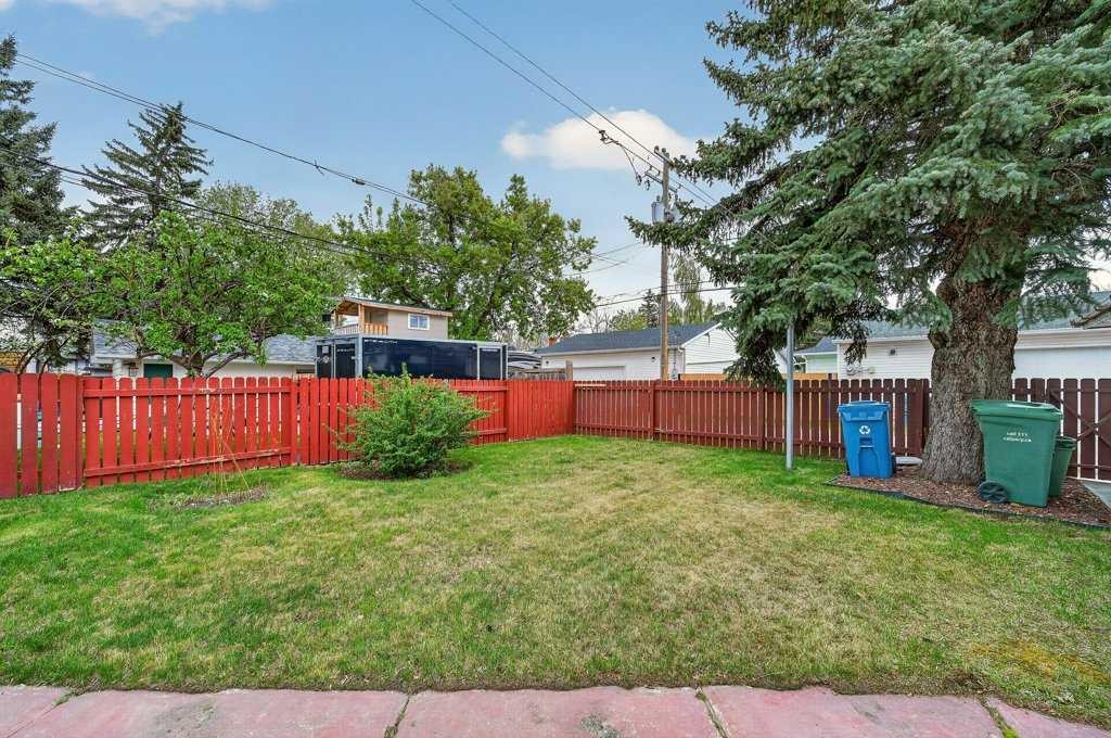 83 Ferncliff Crescent Se, Calgary, AB - Outdoor