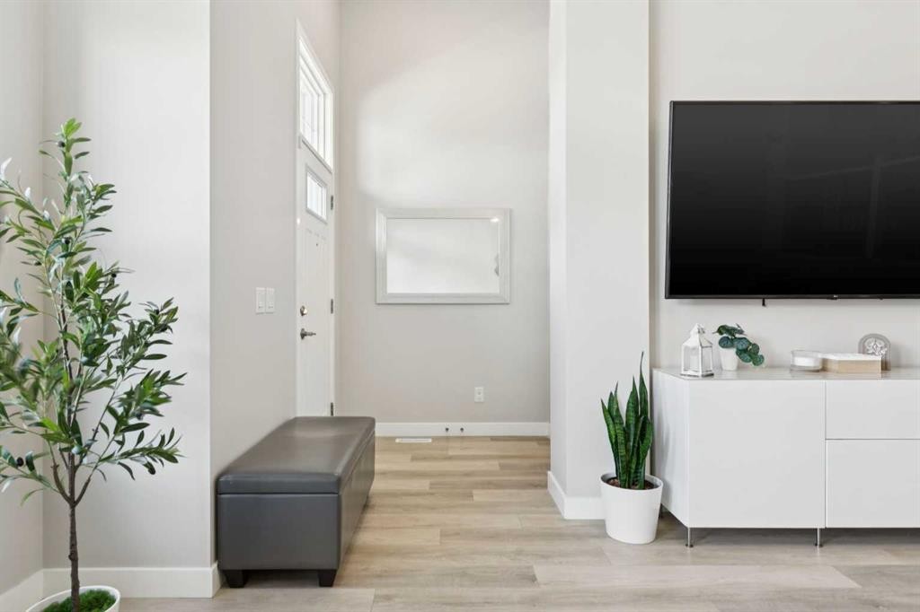 303 Masters Row Se, Calgary, AB - Indoor Photo Showing Other Room