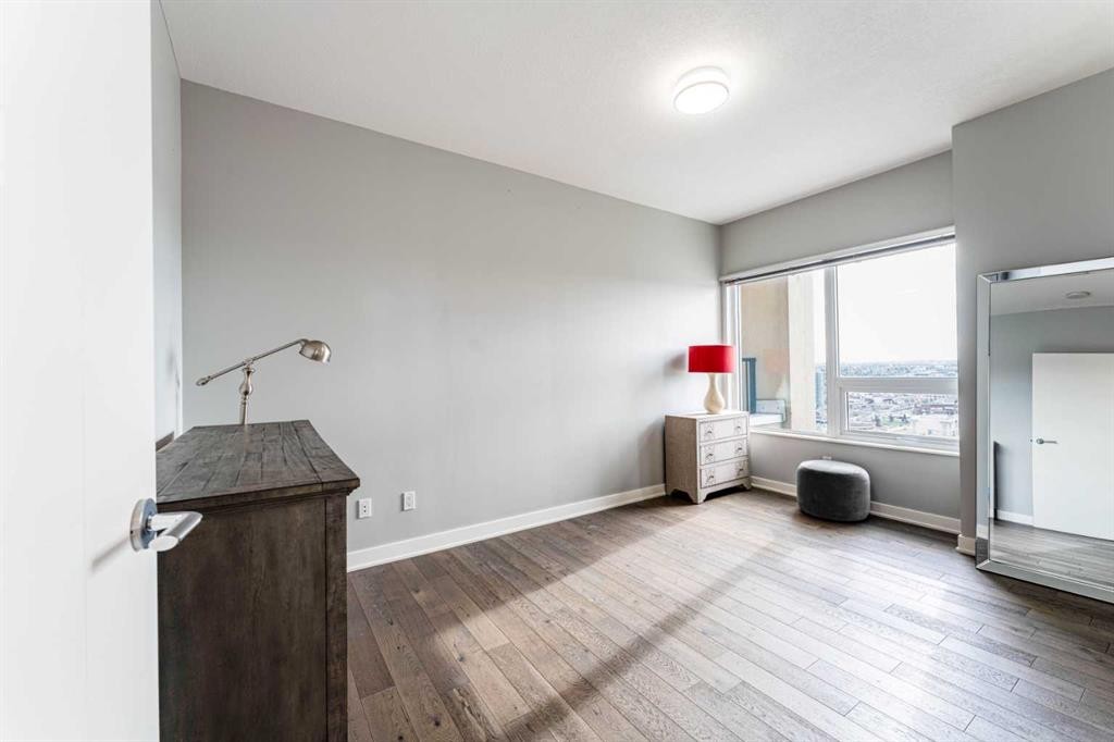 3402-930 6 Avenue Sw, Calgary, AB - Indoor Photo Showing Bedroom