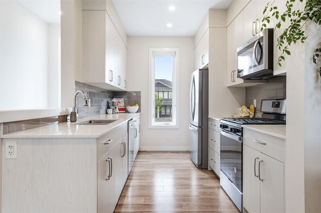 595 Evanston Link Nw, Calgary, AB