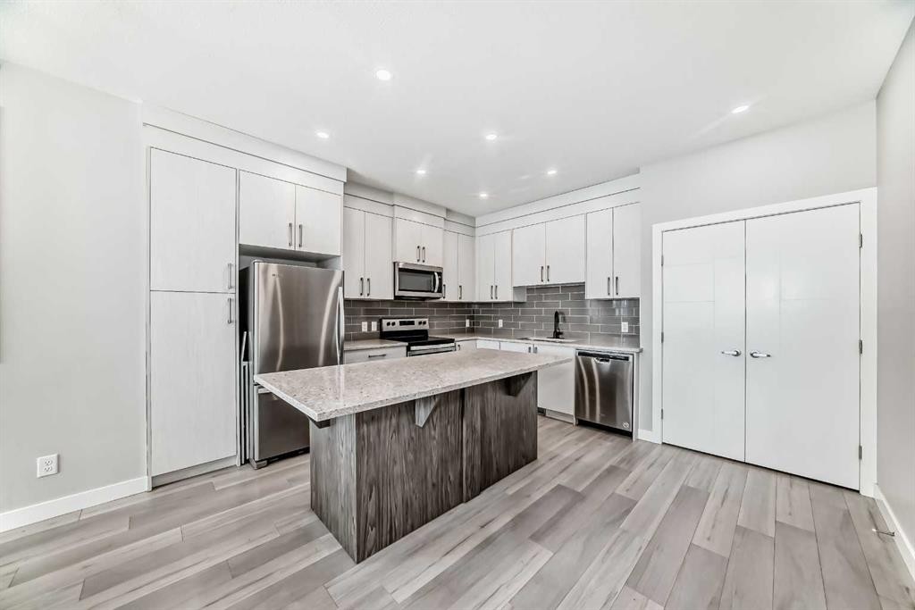 111 Redstone Crescent Ne, Calgary, AB