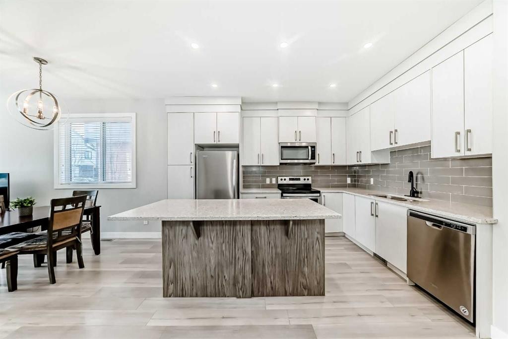 111 Redstone Crescent Ne, Calgary, AB