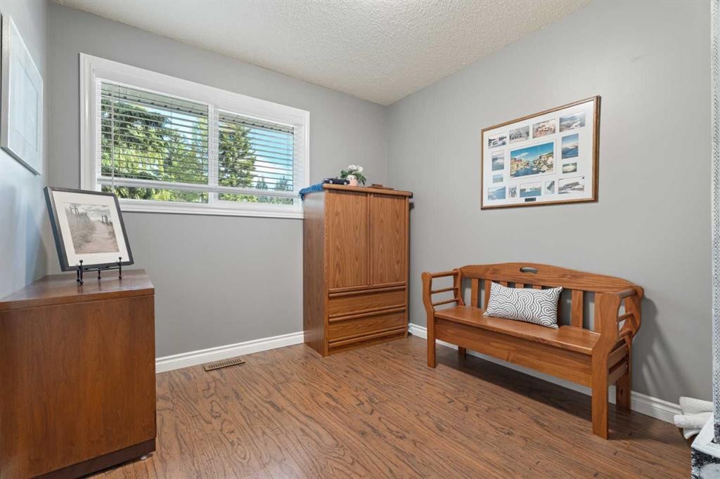 49 Lock Crescent, Okotoks, AB - Indoor