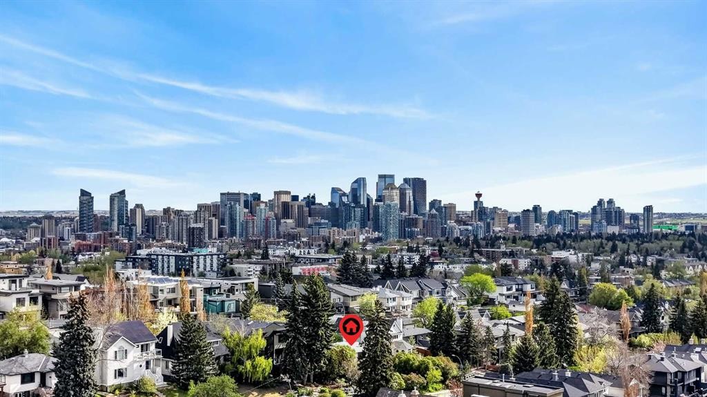 2006 30 Avenue Sw, Calgary, AB - Outdoor With View