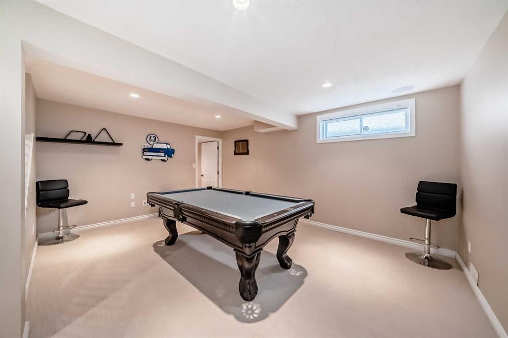 481 Sunmills Drive, Calgary, AB - Indoor Photo Showing Other Room