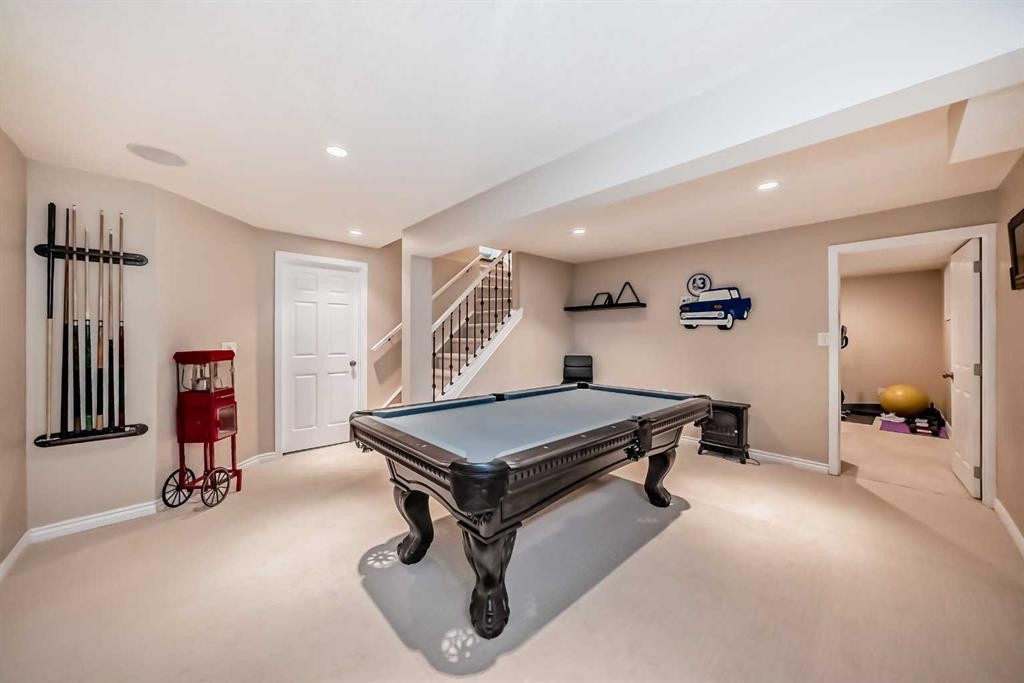 481 Sunmills Drive, Calgary, AB - Indoor Photo Showing Other Room
