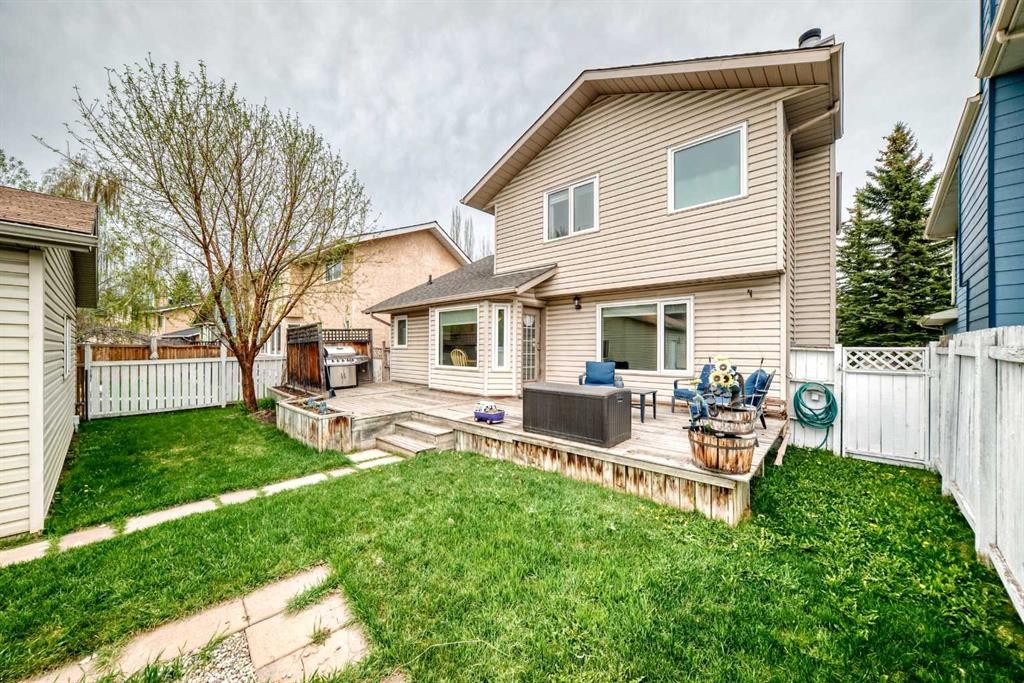 481 Sunmills Drive, Calgary, AB - Outdoor With Deck Patio Veranda With Exterior