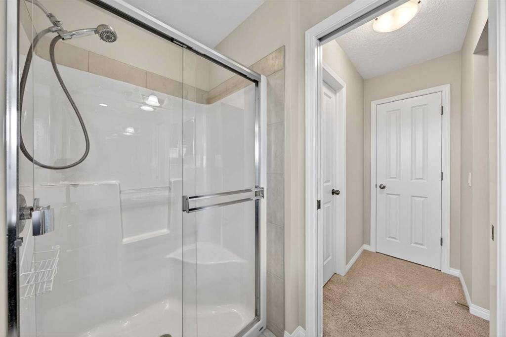 277 Panton Way Nw, Calgary, AB - Indoor Photo Showing Bathroom