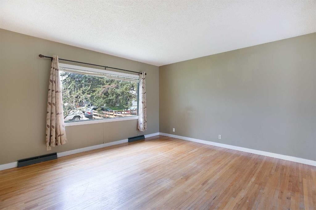 920 41 Street Se, Calgary, AB