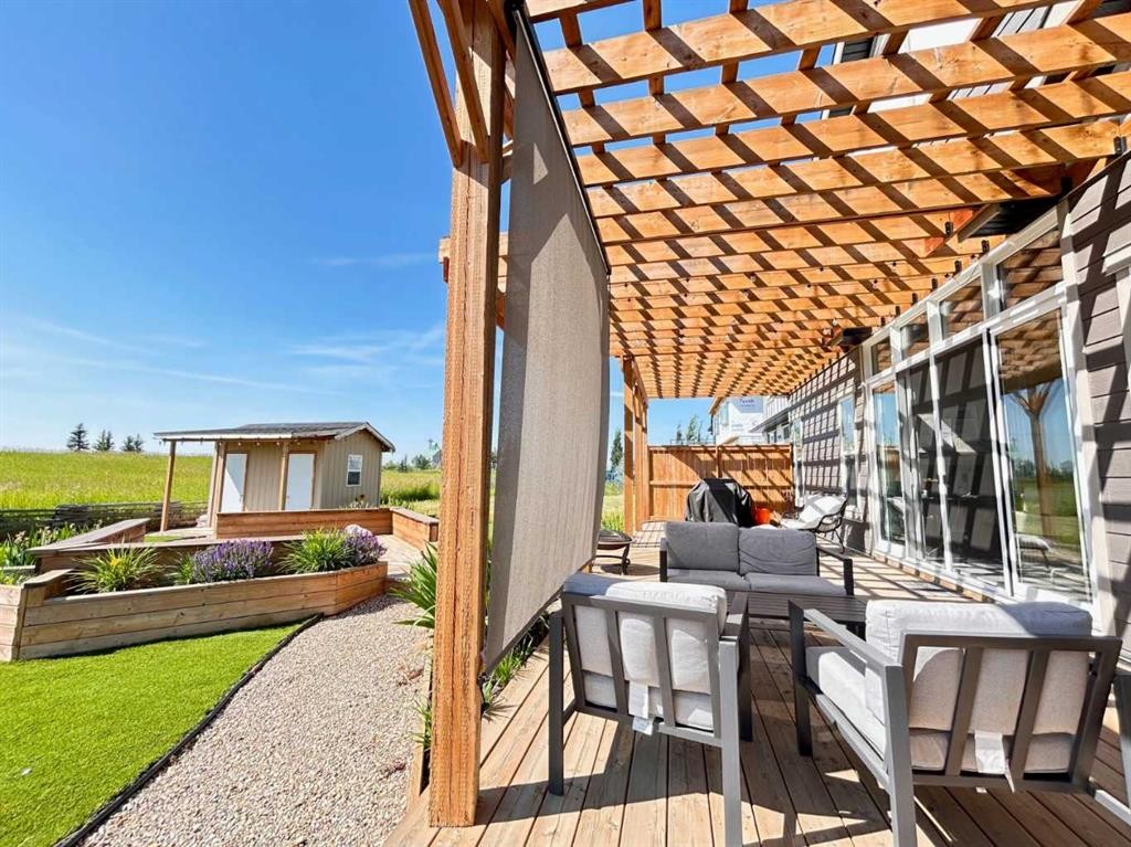 596 Muirfield Crescent, Lyalta, AB - Outdoor With Deck Patio Veranda With Exterior